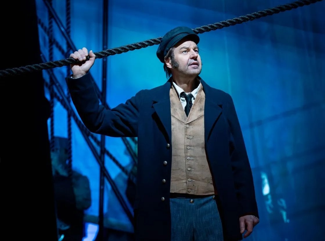 Moby Dick 1 beskuren - photo by Karen Almond Met