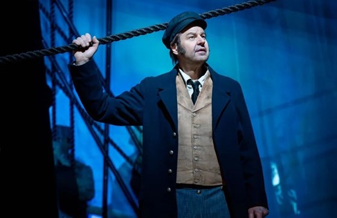 Moby Dick 1 beskuren - photo by Karen Almond Met