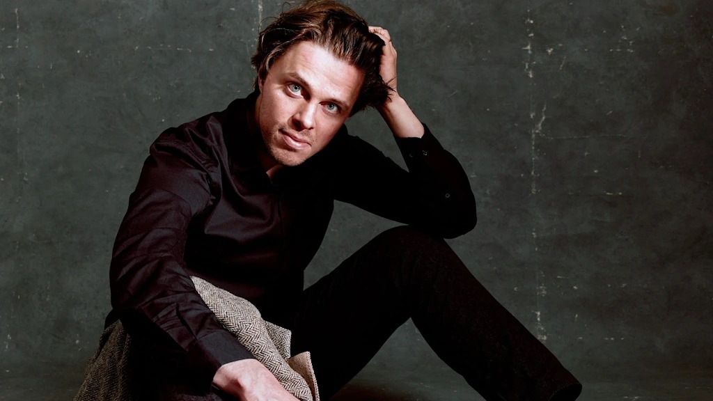 b4ed8564-f6c6-4b56-b204-5178375ecee2