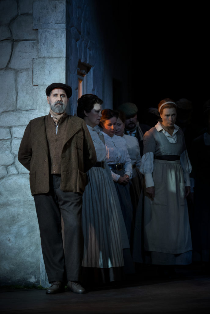 Jenufa-Kungliga-Operan-2024.-Foto_-Markus-Garder-3-687x1024
