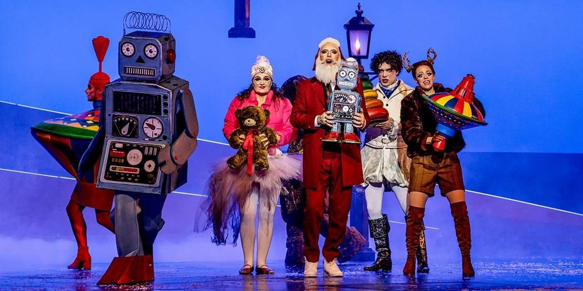 Rickard Söderberg and Anton Ljungqvist in Malmö Opera's Christmas ...